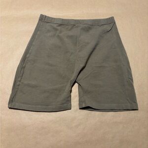 BRANDY MELVILLE‎ BIKER SHORT